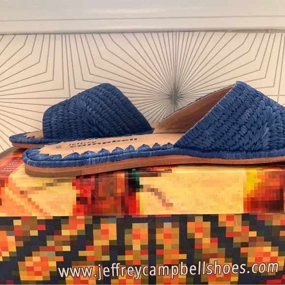 Woven blue sandals - Picture 4 of 5